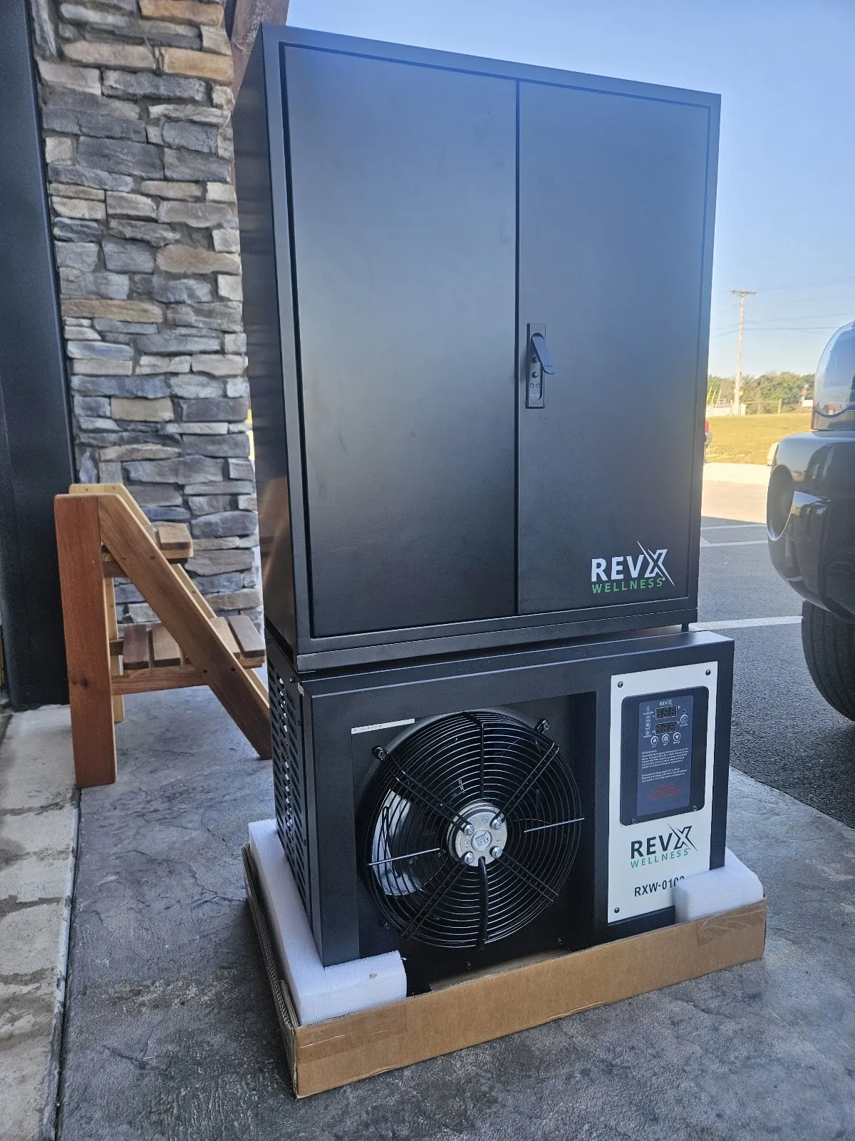 Chillfire cold plunge chiller